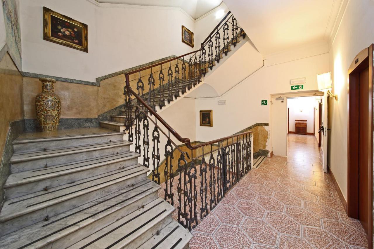 Hotel Nizza Рим Екстериор снимка