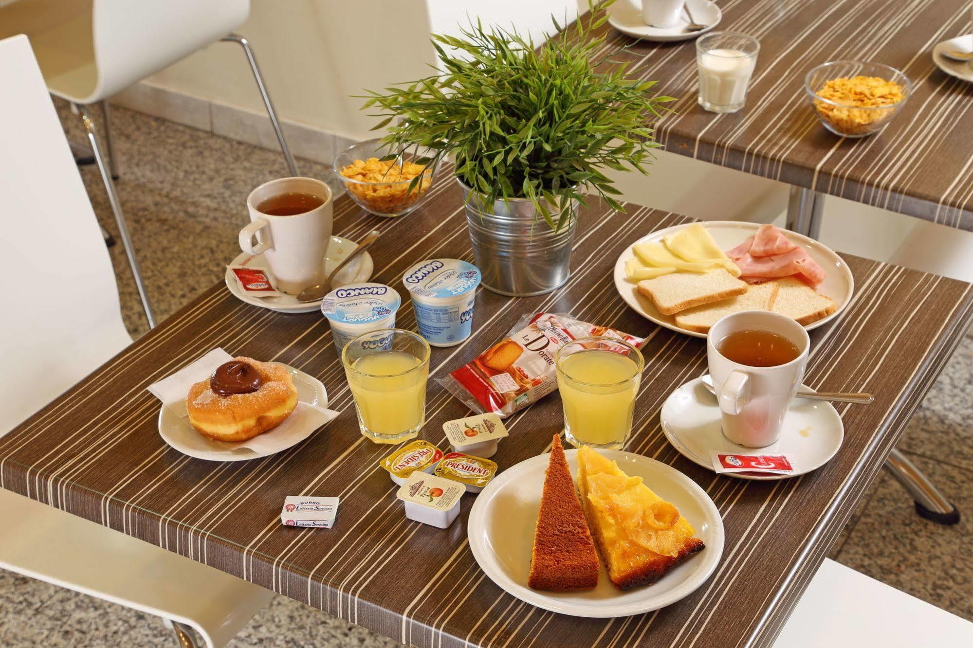 Hotel Nizza Рим Екстериор снимка