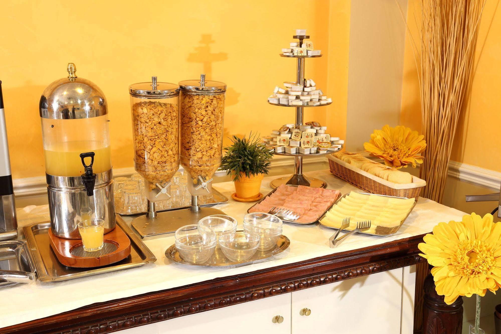 Hotel Nizza Рим Екстериор снимка