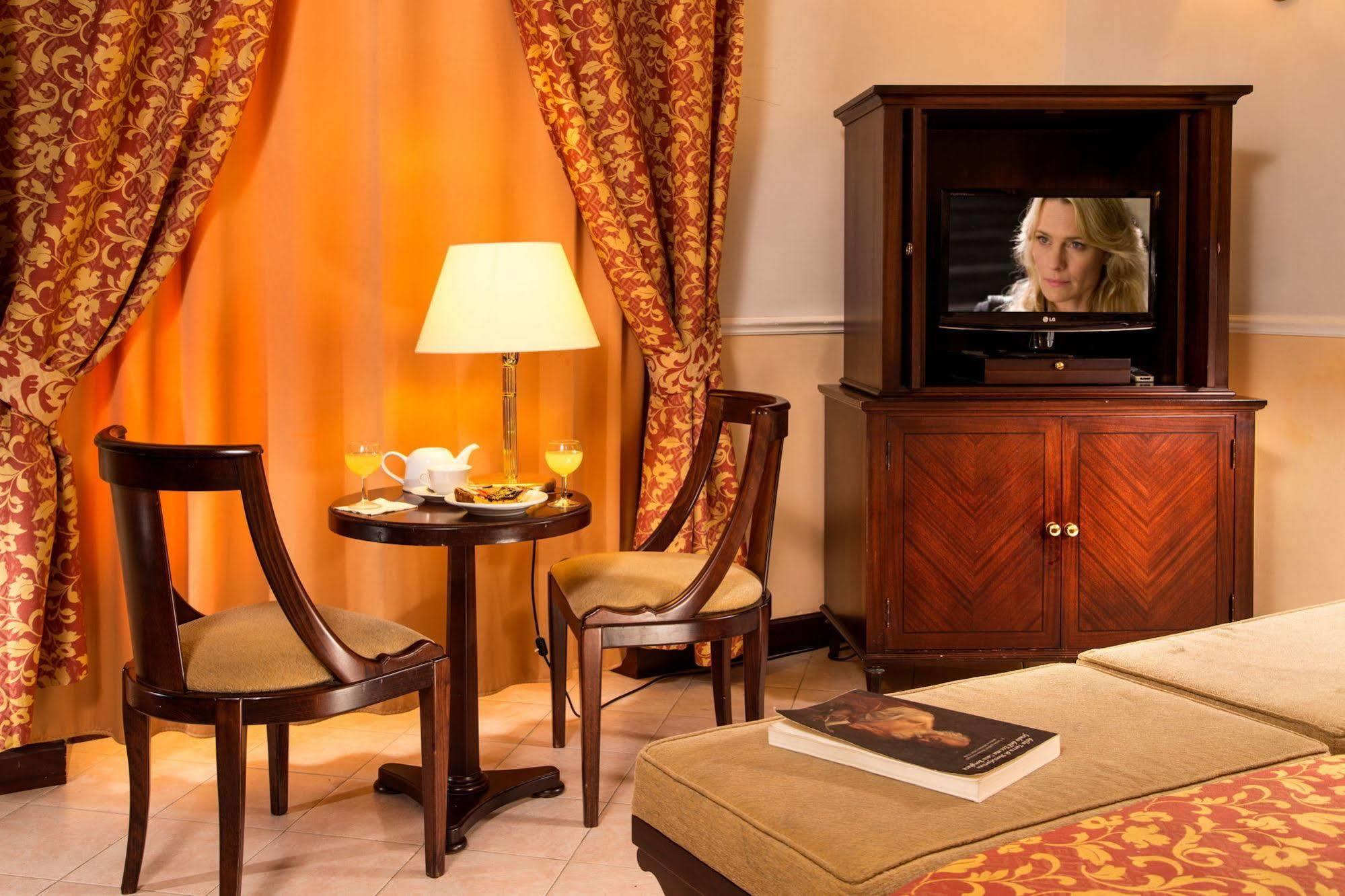 Hotel Nizza Рим Екстериор снимка